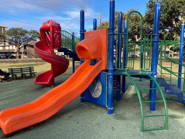 McCully Ala Wai Community Playground