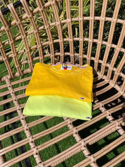 PEOPLE'S SQUARE ARLES