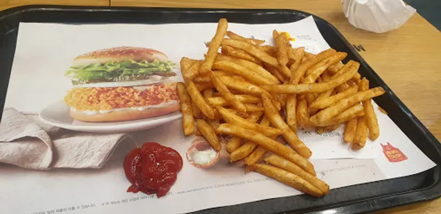 맘스터치 김포마산점