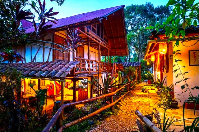 francois house hotel