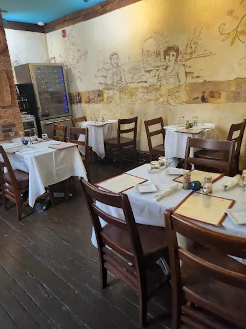 Daniela Pasta and Pastries