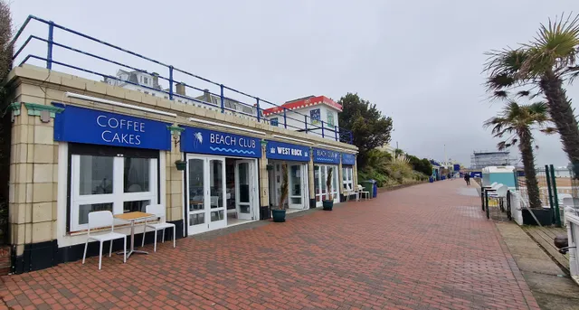 West Rocks Beach Club