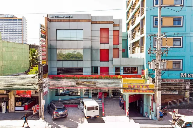 RedDoorz @ Highway Mandaue