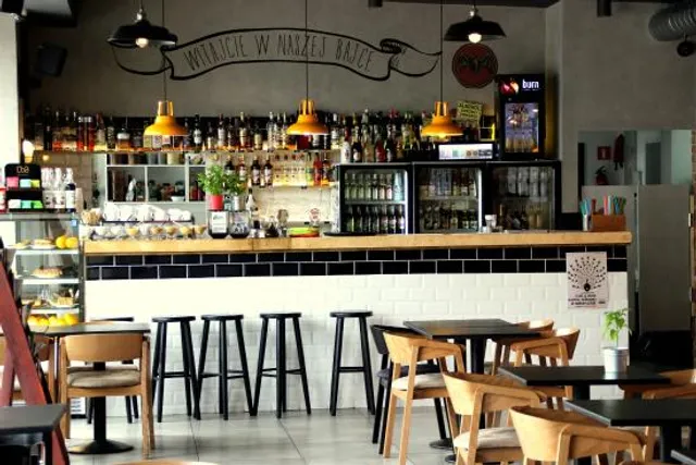 Klubokawiarnia Jaś i Małgosia | Kawiarnia | Restauracja