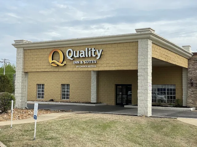 Quality Inn & Suites Paragould