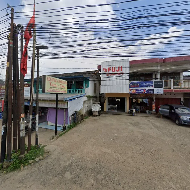 Rumah Makan Siang Sore