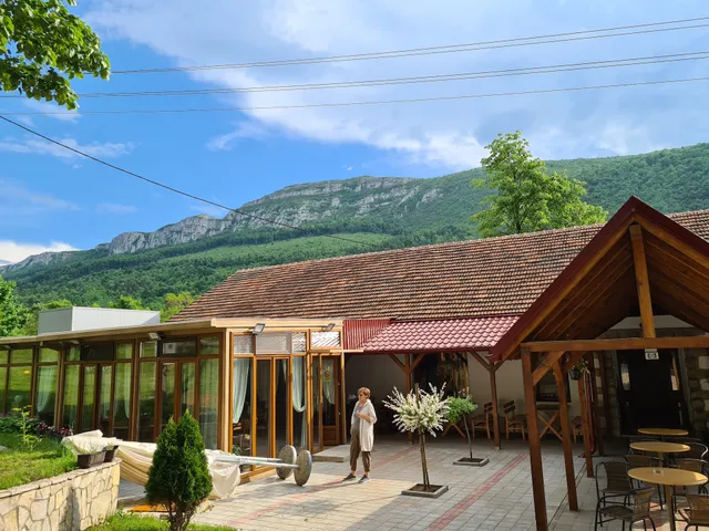 Апартмани Гмитровић