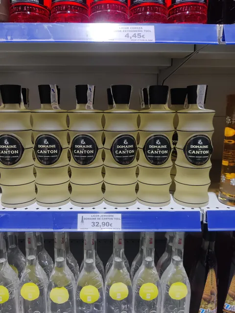 Bebidas Marbella, polígono San Luis