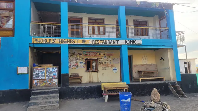 Worlds highest restaurant