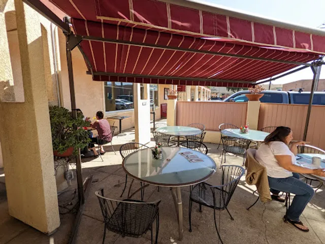 American Host Restaurant & Catering