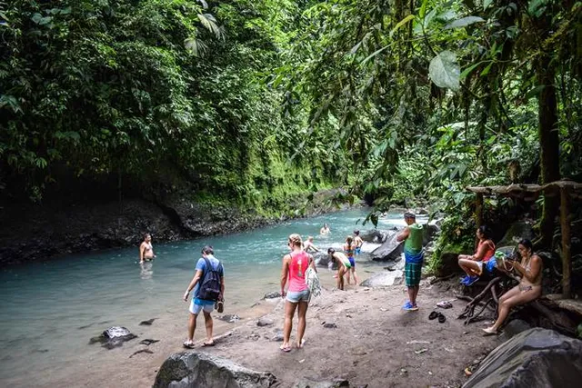 Arenal Volcano Tours & La Fortuna Things to do | By MonteverdeToursCR.com