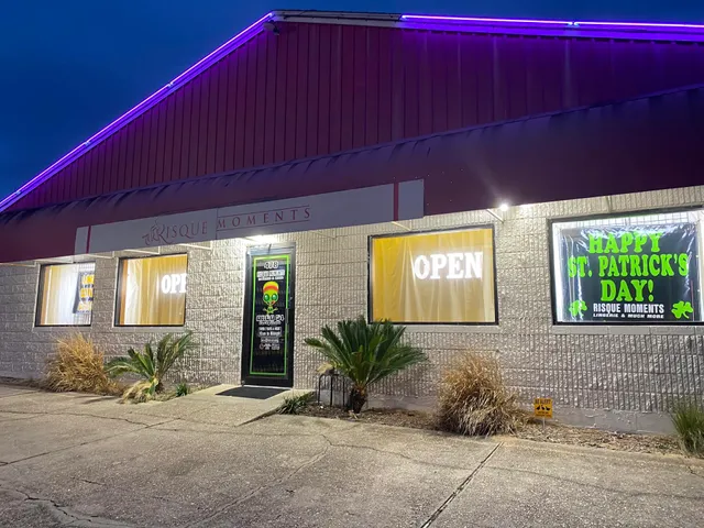 Risque Moments - Crestview