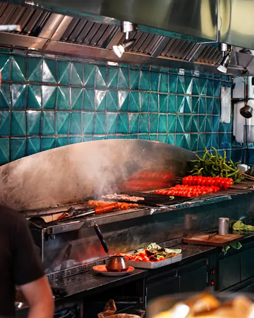 Diwan Holzkohlengrill 1150