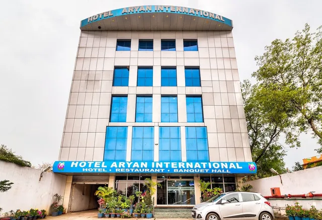 Hotel Aryan International