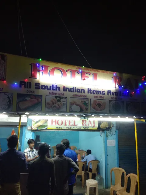 Hotel Raj