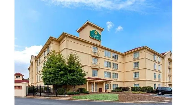 La Quinta Inn & Suites by Wyndham Birmingham Hoover