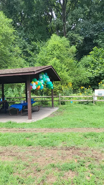 Picnic Pavilion 29 - Anacostan Quarry trail