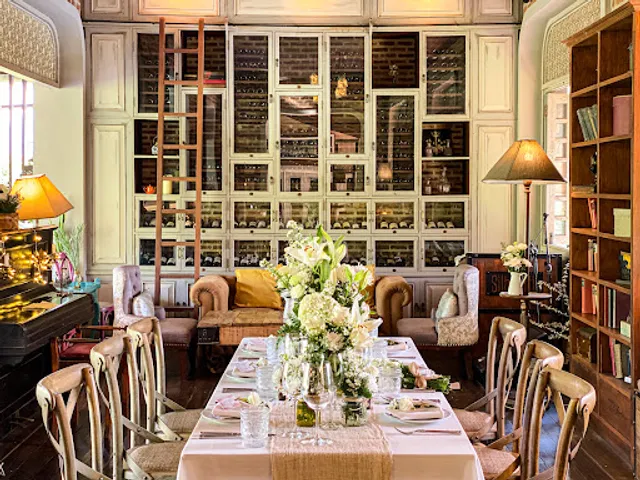 Silhouette By Reverie Siam