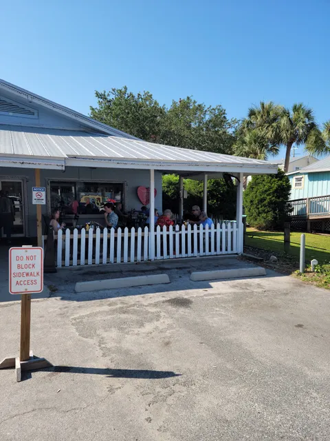 Marina Hardware At Cedar Key
