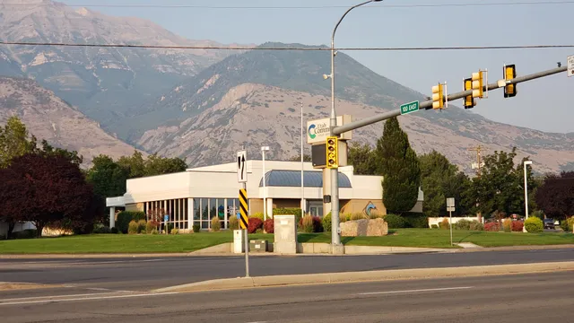 UCCU - Pleasant Grove Branch