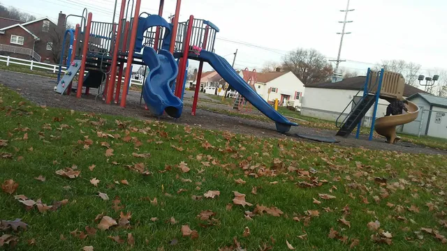 Warren Twp Memorial Pool