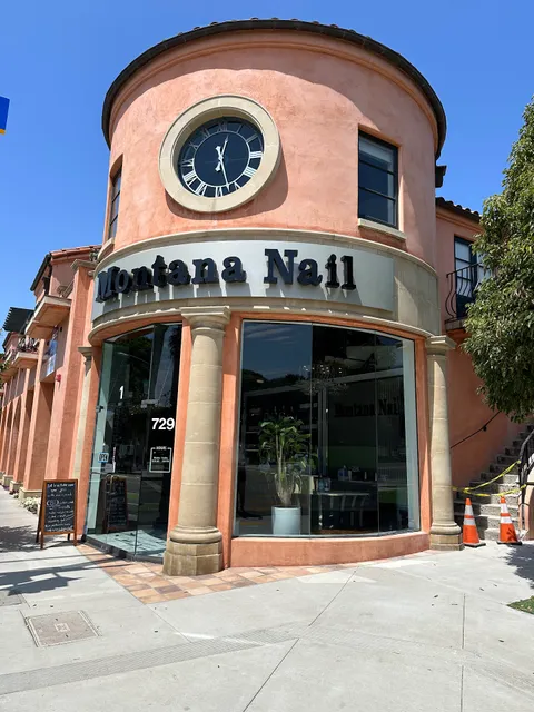 Montana Nails - Santa Monica