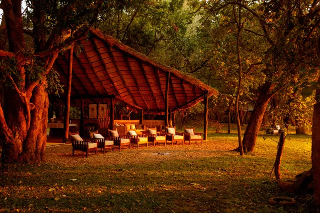 Luangwa Valley Safaris