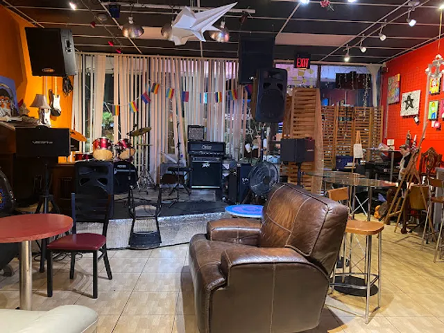 UNIVERSITY BOBA TEA HOUSE