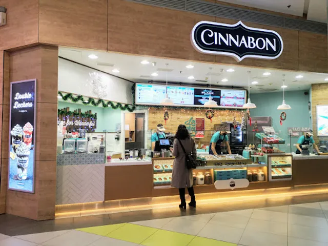 Cinnabon (Athens Metro Mall)