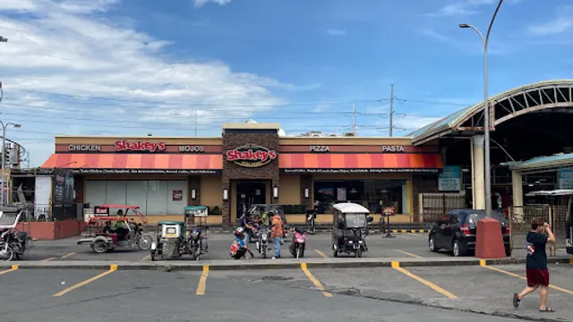 Shakey's Pizza Parlor