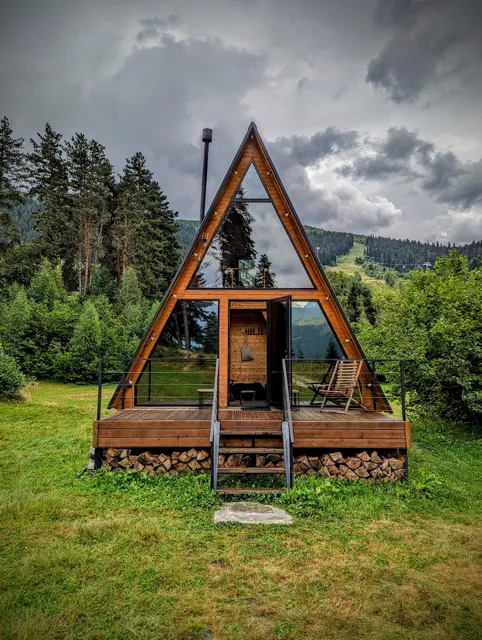 MyLarda Mestia / მაილარდა მესტია