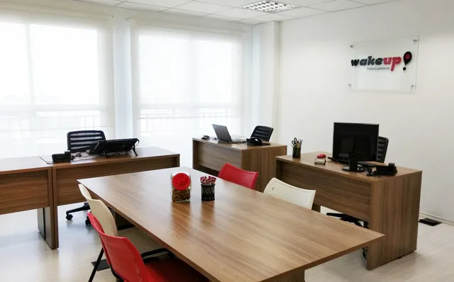 WakeUp Intercâmbios