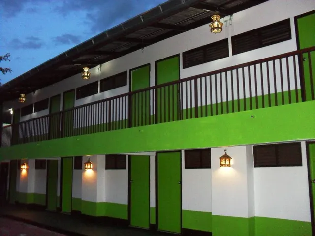 Naruncha Green House