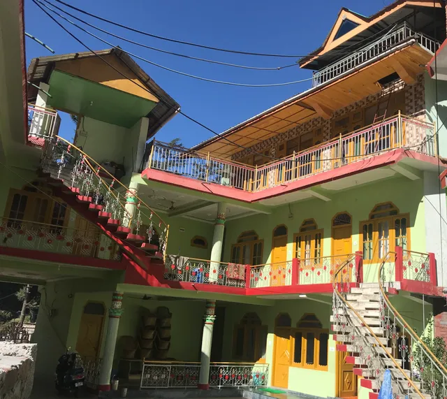 Green View Guest House by Abhinandan