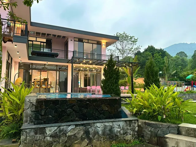 Sun Hill Villa Homestay