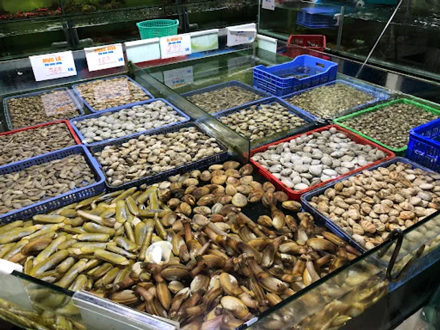 Nhà Hàng Hải Sản Biển Đông