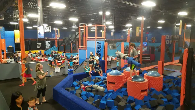 Sky Zone Milwaukee