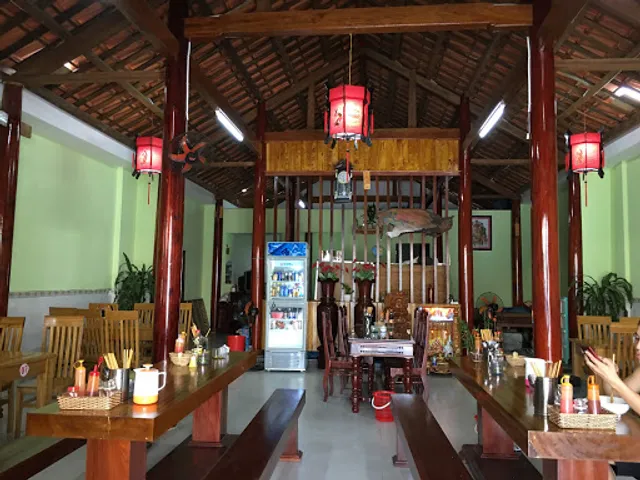 Mỳ Quảng, Cơm Gà Quê Hương Đặc sản Hội An