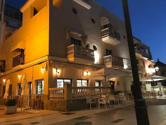 Hostal Restaurant Macavi