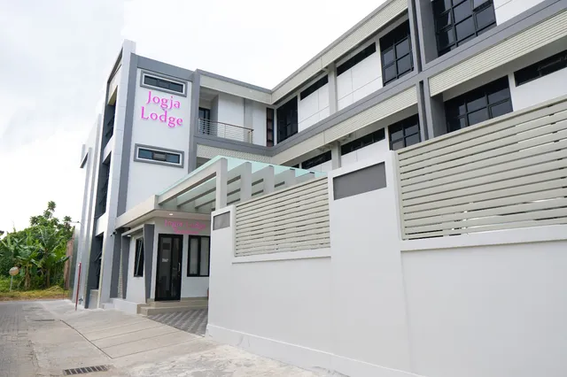 Jogja Lodge - Kost Eksklusif