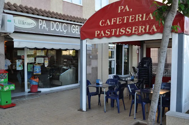 PANADERÍA MIRAVETE GRAO - SERRADAL