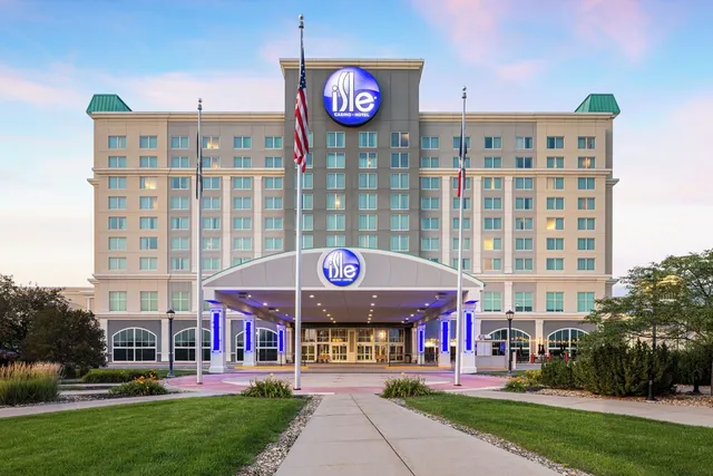 Isle Casino Hotel Waterloo - A Caesars Rewards Destination