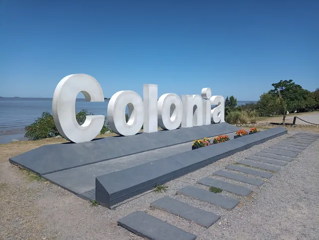 Colonia Sign