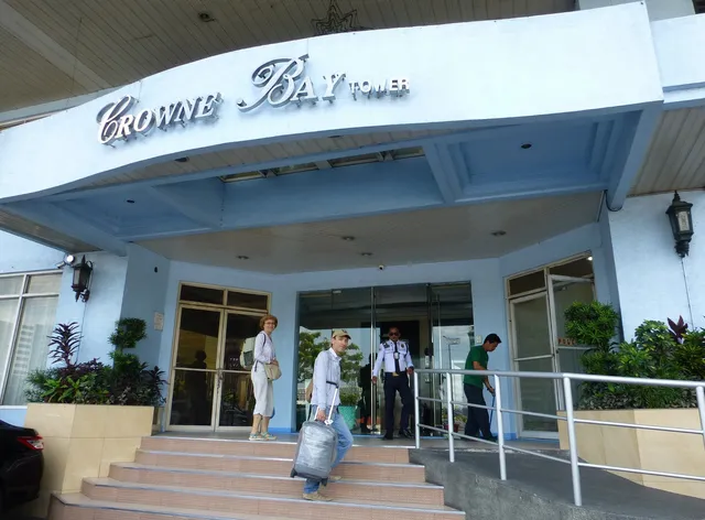 touristation@crowne Bay Tower