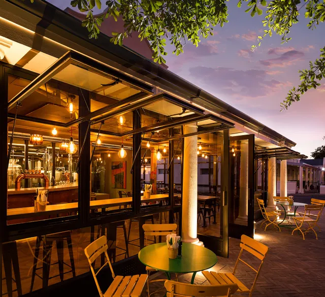 Tuk Tuk Microbrewery & Bistro