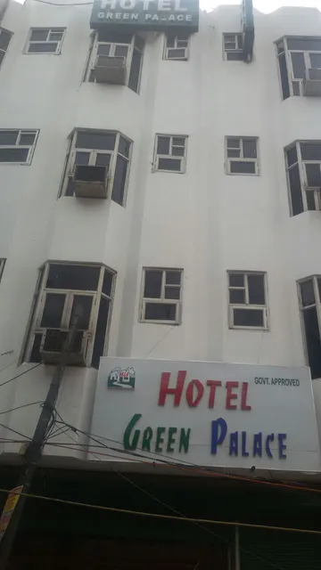 Hotel Green Palace