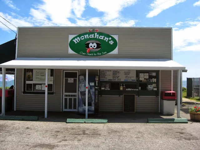 Monahan's Clam Shack by the Sea
