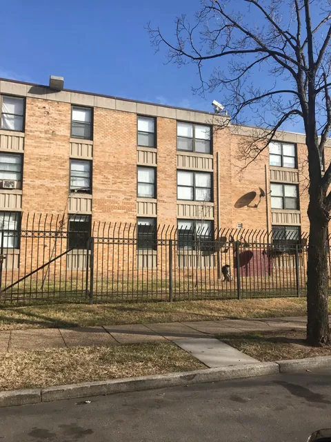 Potomac Gardens Apartments