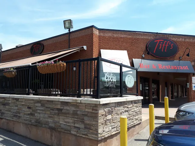 Tiff's Restaurant & Sports Bar