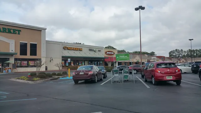 Whitesburg Plaza Shopping Center